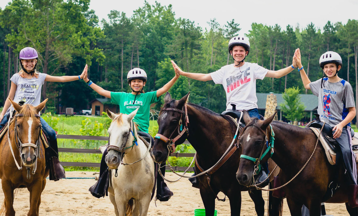 How to Build a Community and Increase Rider Loyalty at Your Barn